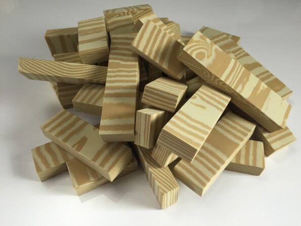 Bauspielzeug mit Schaumstoffwürfeln