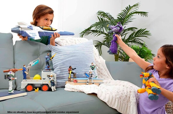 Große Gelenk-Figur Zurg mit Projektilen