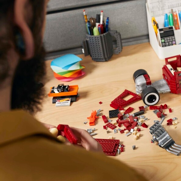 MEGA Construx Hot Wheels Bone Shaker
Großes Auto