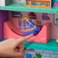 Das große Einkaufszentrum Pollyville